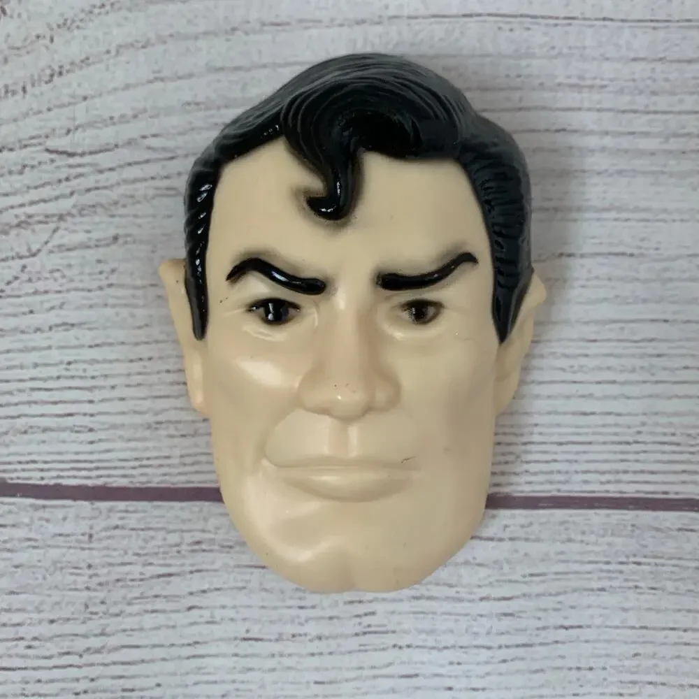Vintage Wilton Superman Cake Topper Set of 3 Plastic Face Tie and S Shield Logo